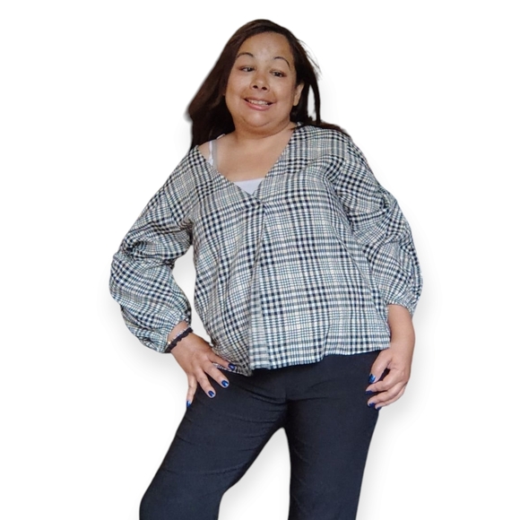 Zara Women's small Ruffled Sleeve Black and Cream Plaid Top - Picture 15 of 16